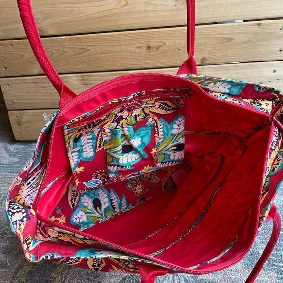 Vera Bradley Botanical Design Oversized Travel Bag - Picture 4 of 7